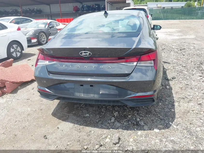 2021 HYUNDAI ELANTRA SE