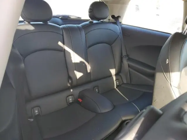 2015 MINI COOPER 