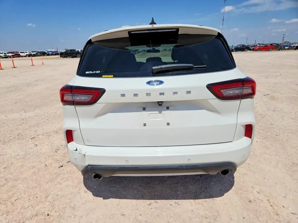 2023 FORD ESCAPE ST LINE  