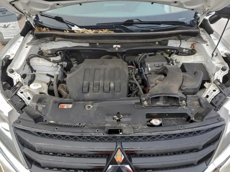 2019 MITSUBISHI ECLIPSE CROSS LE  