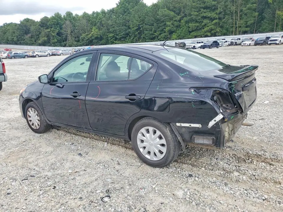 2019 NISSAN VERSA S  