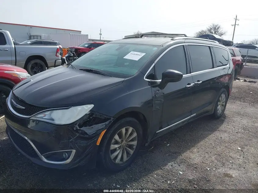 2018 CHRYSLER PACIFICA TOURING L