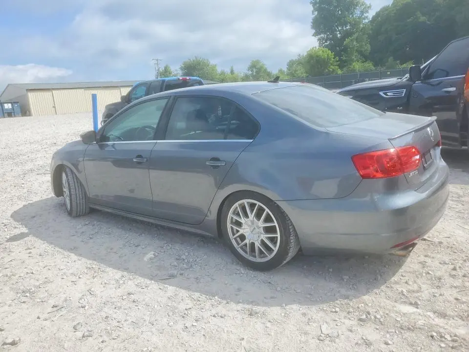 2014 VOLKSWAGEN JETTA SE  