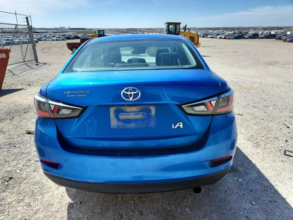 2017 TOYOTA YARIS IA BASE  