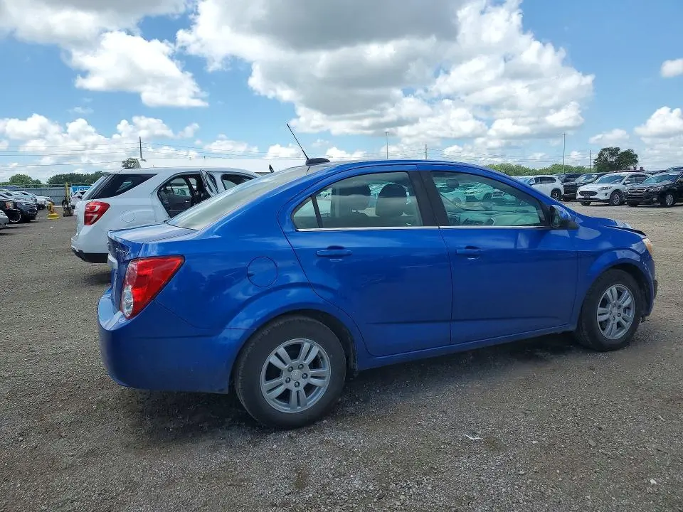 2016 CHEVROLET SONIC LT  