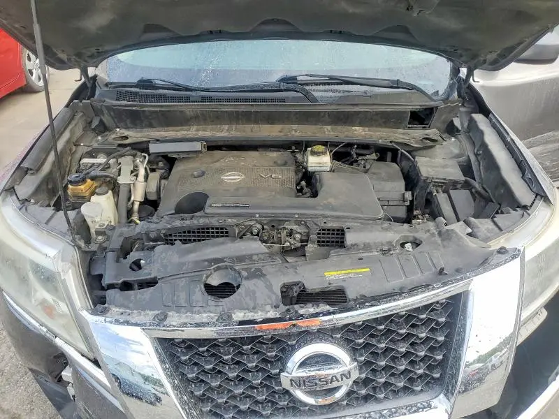 2015 NISSAN PATHFINDER S  