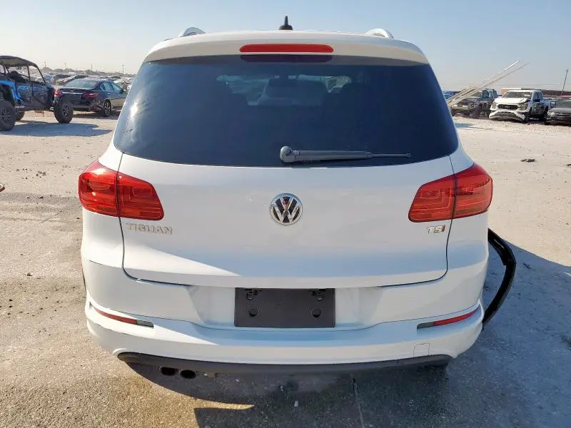 2017 VOLKSWAGEN TIGUAN SPORT  