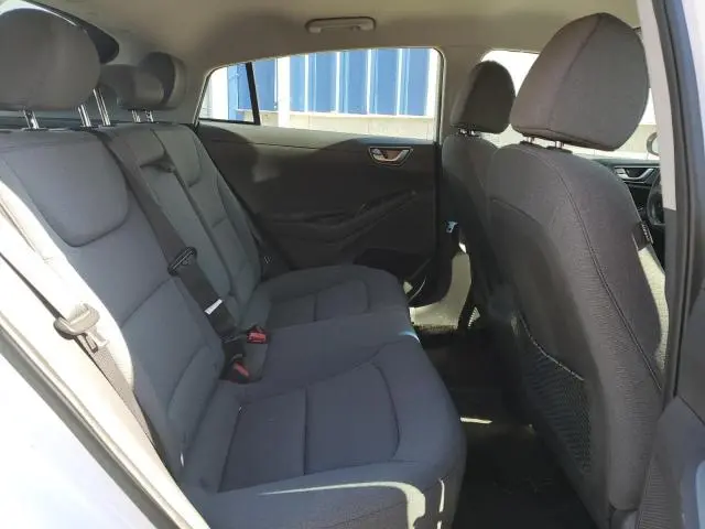 2020 HYUNDAI IONIQ SE  