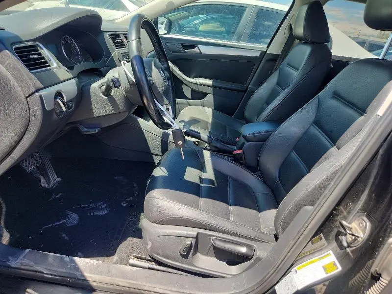2014 VOLKSWAGEN JETTA SE  