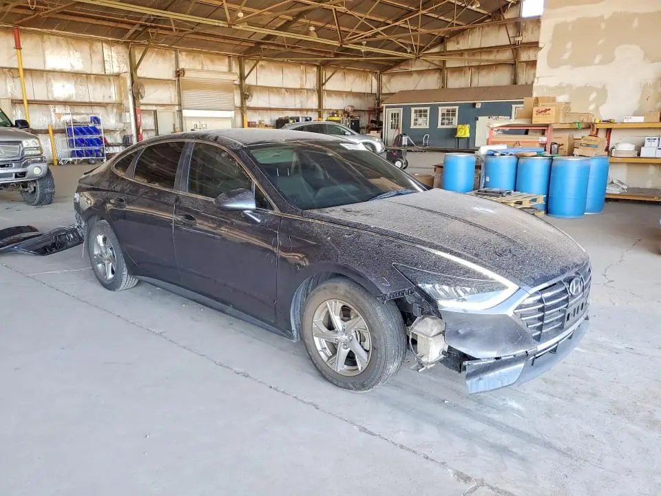 2021 HYUNDAI SONATA SE  