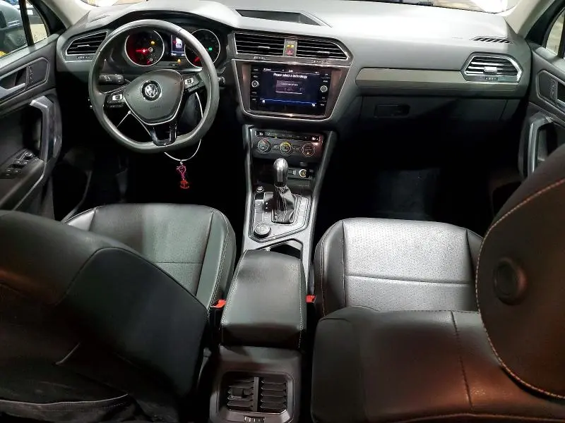 2021 VOLKSWAGEN TIGUAN SE  