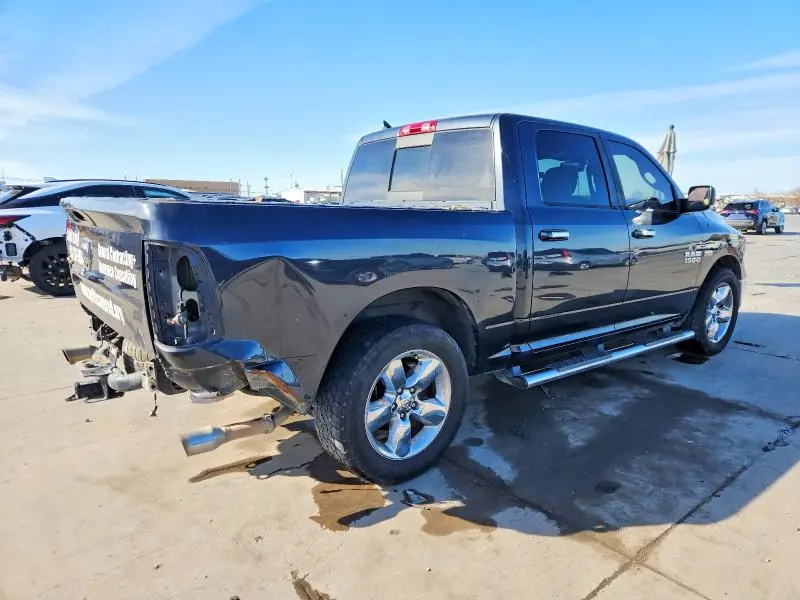 2017 RAM 1500 SLT  