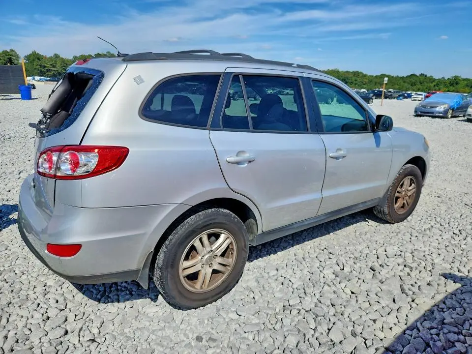 2012 HYUNDAI SANTA FE GLS  