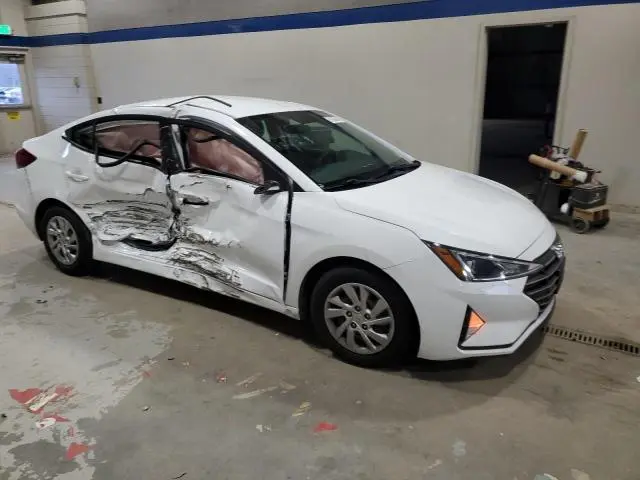 2019 HYUNDAI ELANTRA SE  