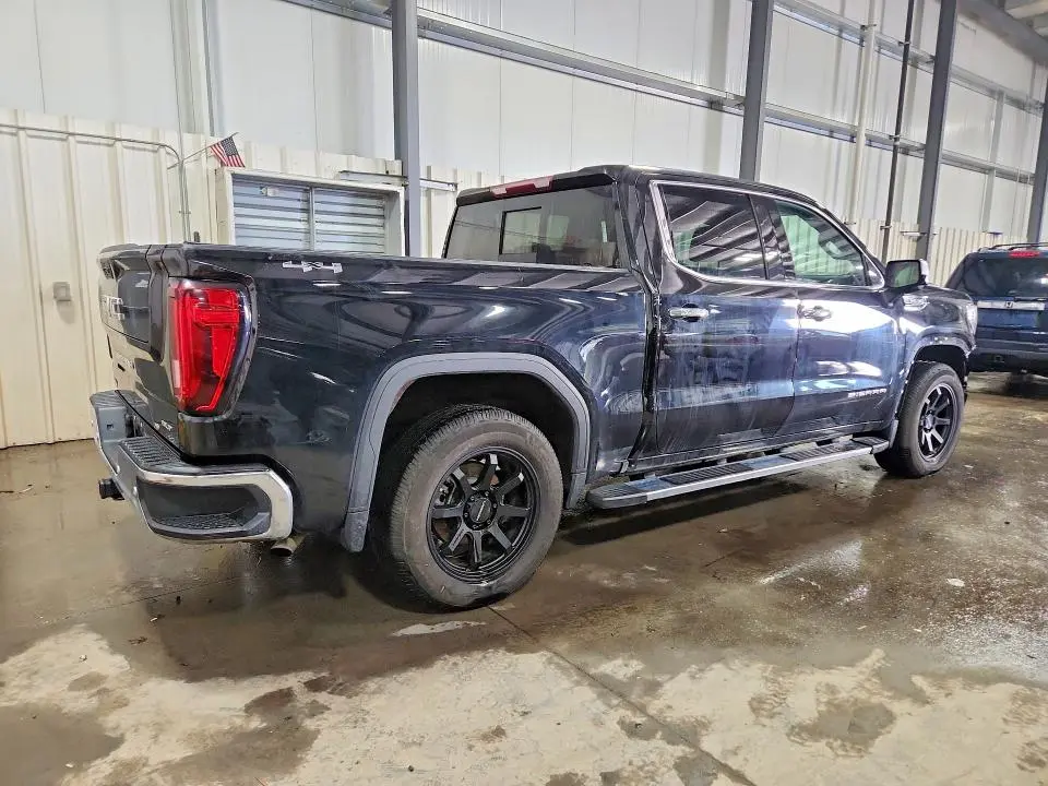 2021 GMC SIERRA K1500 SLT  