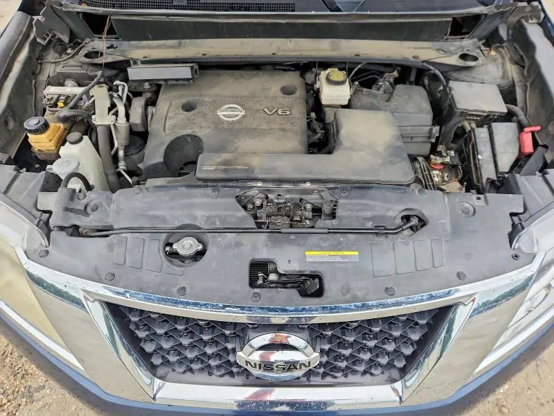 2015 NISSAN PATHFINDER S  