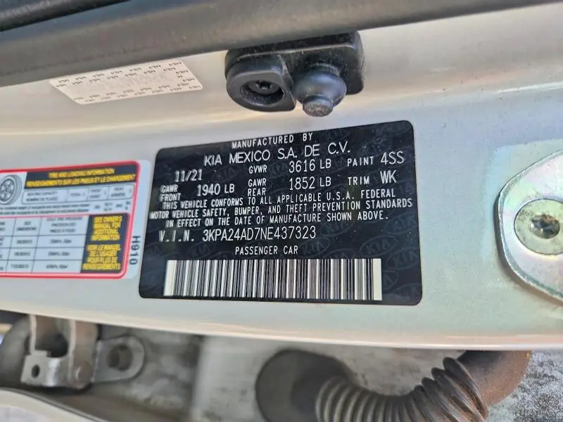 2022 KIA RIO S  