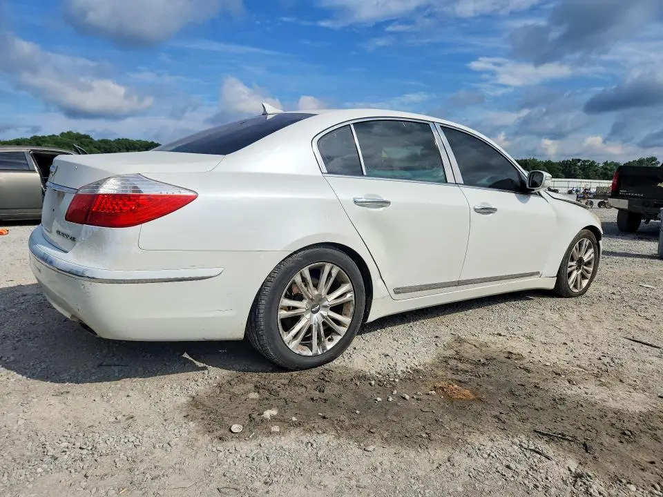 2011 HYUNDAI GENESIS 4.6L  