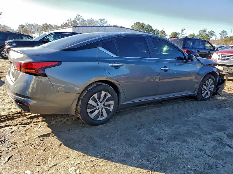 2021 NISSAN ALTIMA S  