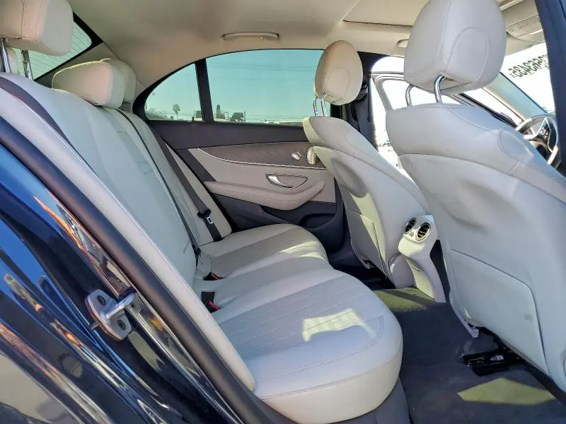 2022 MERCEDES-BENZ E 350  