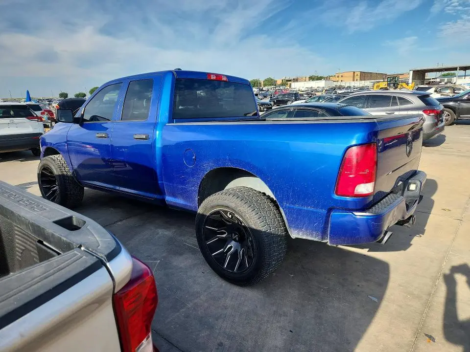 2015 RAM 1500 ST  