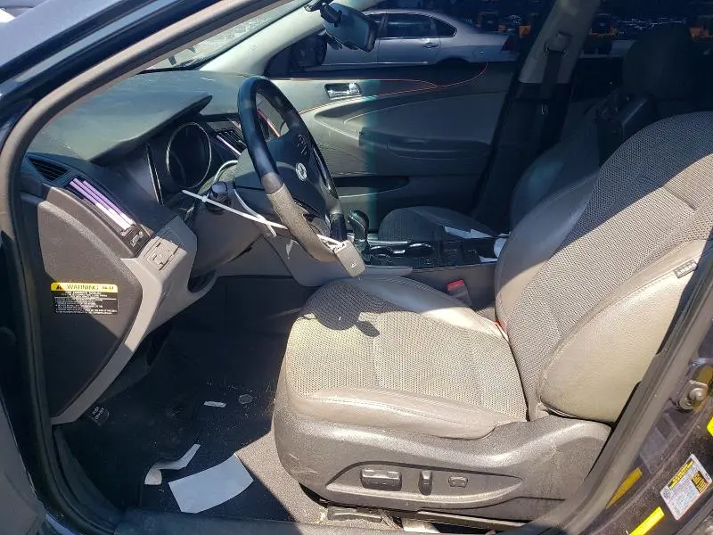 2013 HYUNDAI SONATA SE  