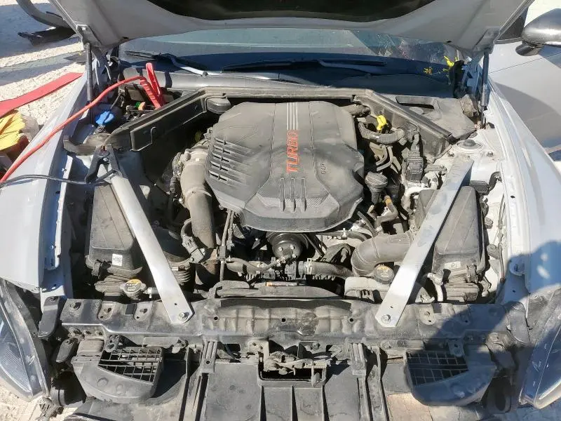 2019 KIA STINGER GT1  