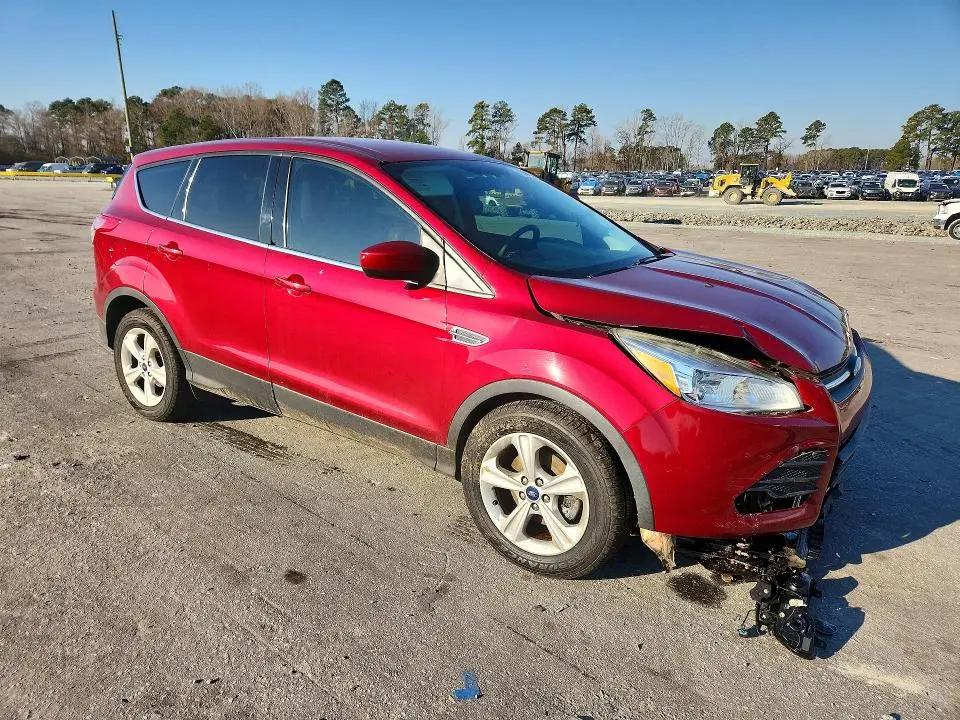 2016 FORD ESCAPE SE  