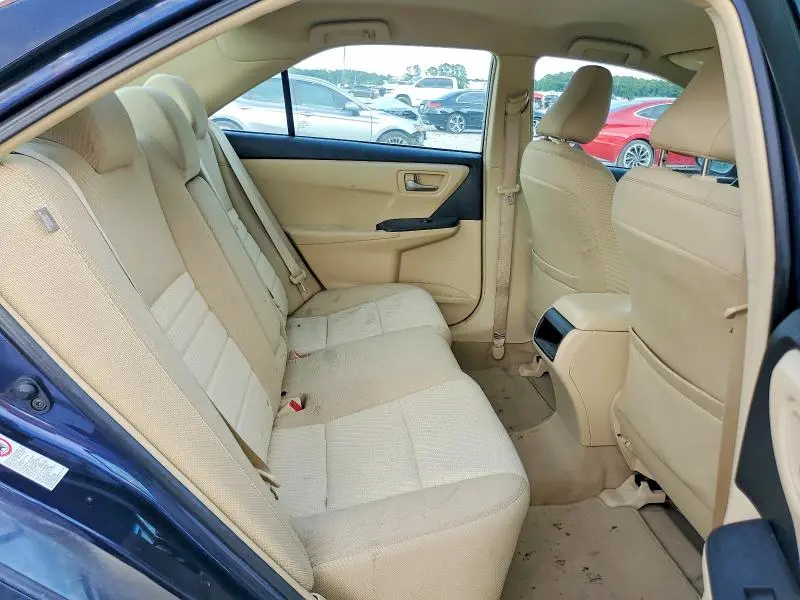 2015 TOYOTA CAMRY LE  