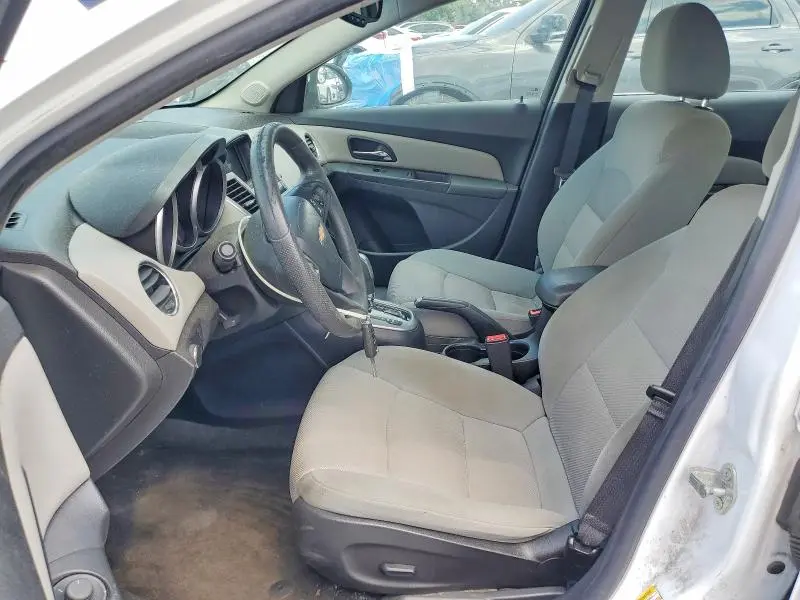 2015 CHEVROLET CRUZE LT  