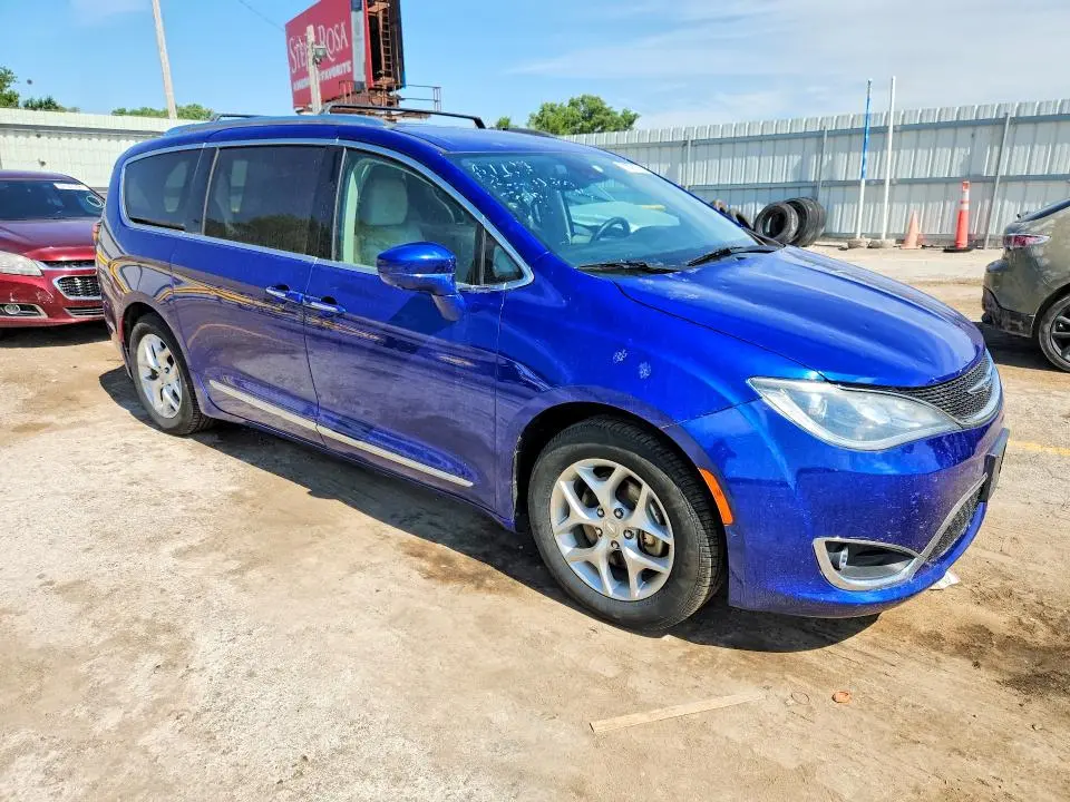 2019 CHRYSLER PACIFICA TOURING L PLUS  