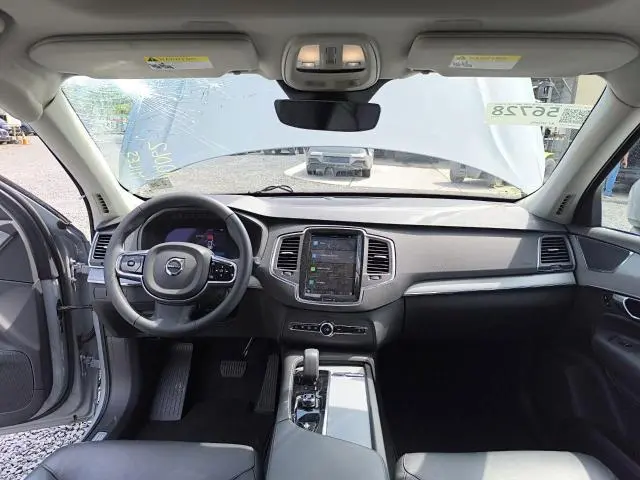 2024 VOLVO XC90 CORE  