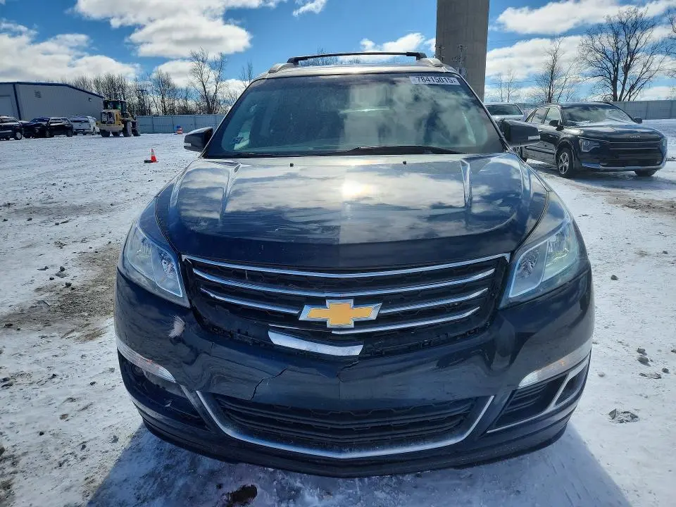 2015 CHEVROLET TRAVERSE LT  