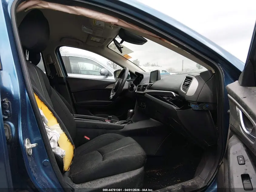 2018 MAZDA MAZDA3 SPORT
