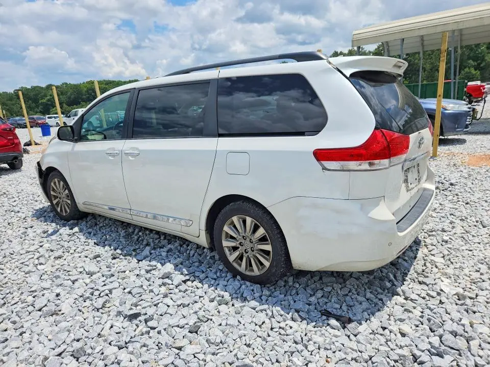 2012 TOYOTA SIENNA LIMITED 7-PASSENGER  