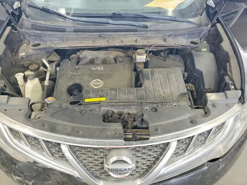 2011 NISSAN MURANO S  