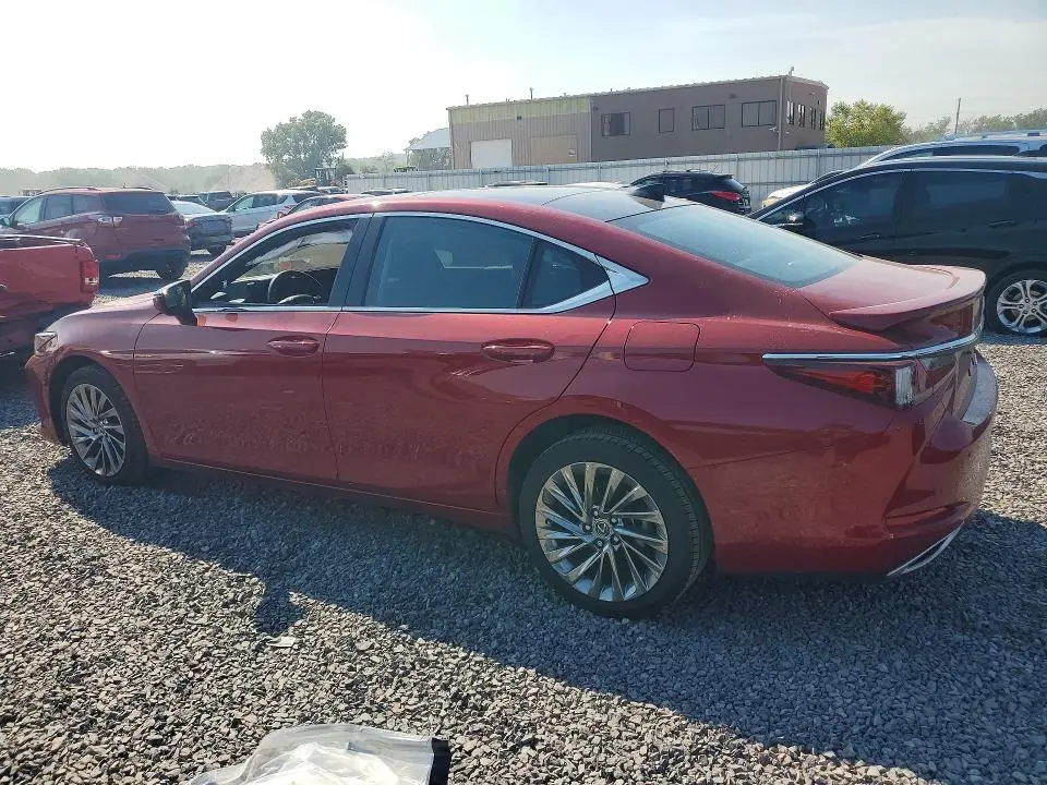 2025 LEXUS ES 350 ULTRA LUXURY  