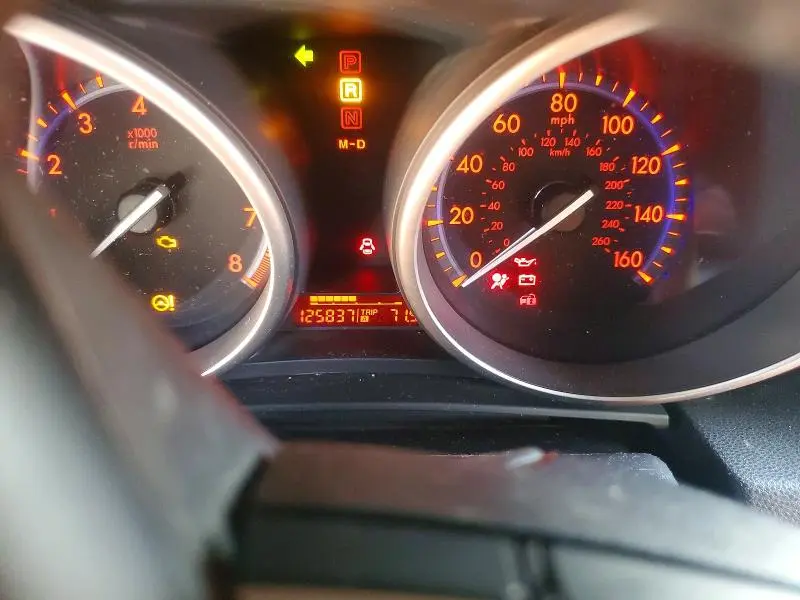2010 MAZDA 3 S  