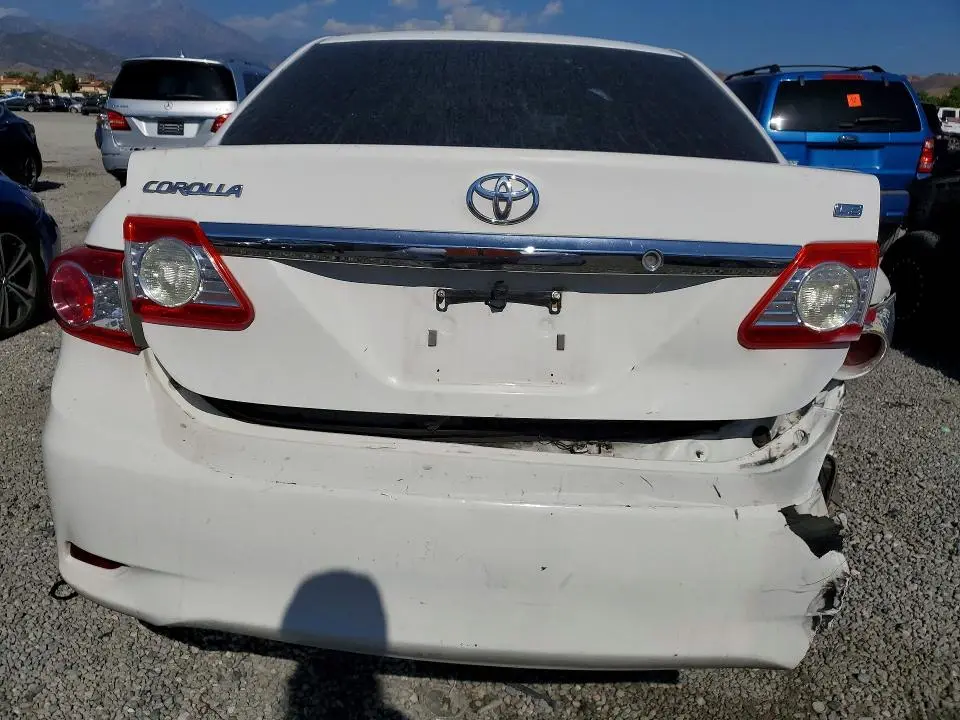 2011 TOYOTA COROLLA LE  