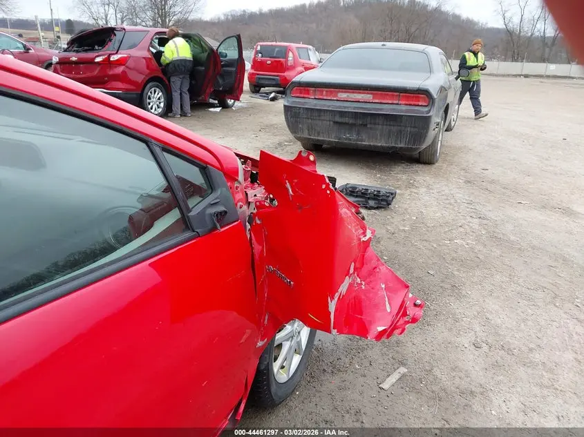 2013 TOYOTA PRIUS C FOUR
