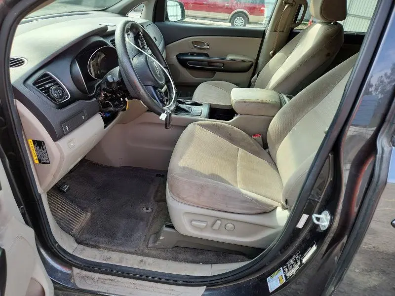 2015 KIA SEDONA LX  