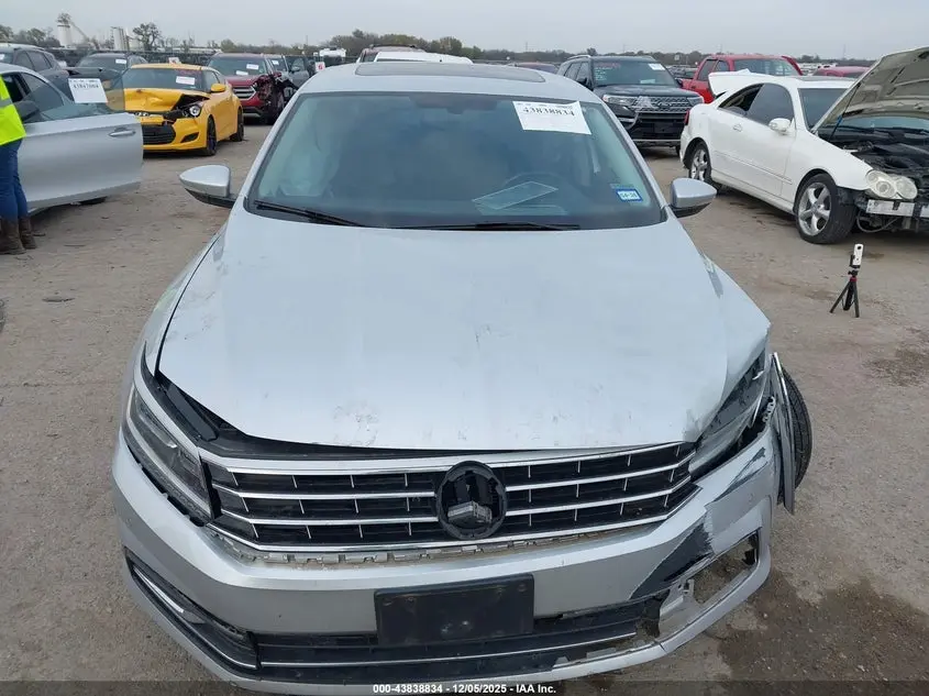 2017 VOLKSWAGEN PASSAT 1.8T SE