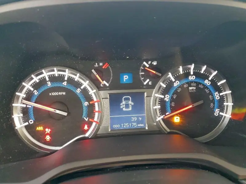 2018 TOYOTA 4RUNNER SR5/SR5 PREMIUM  