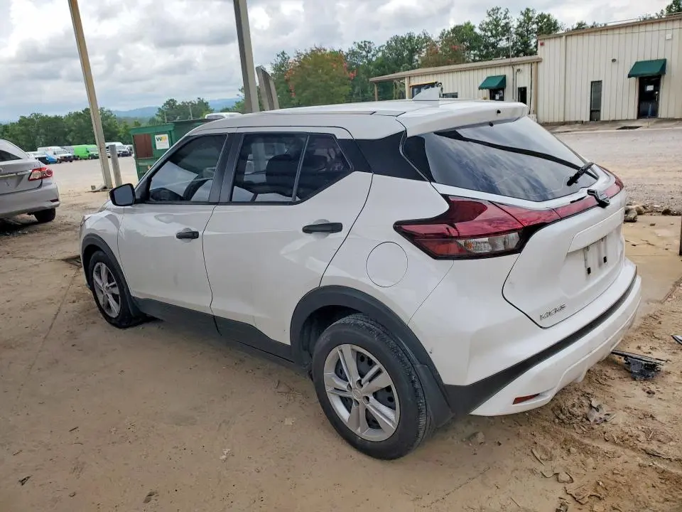 2024 NISSAN KICKS S  