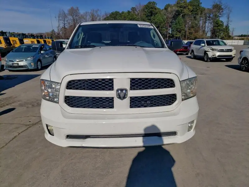 2013 RAM 1500 ST  