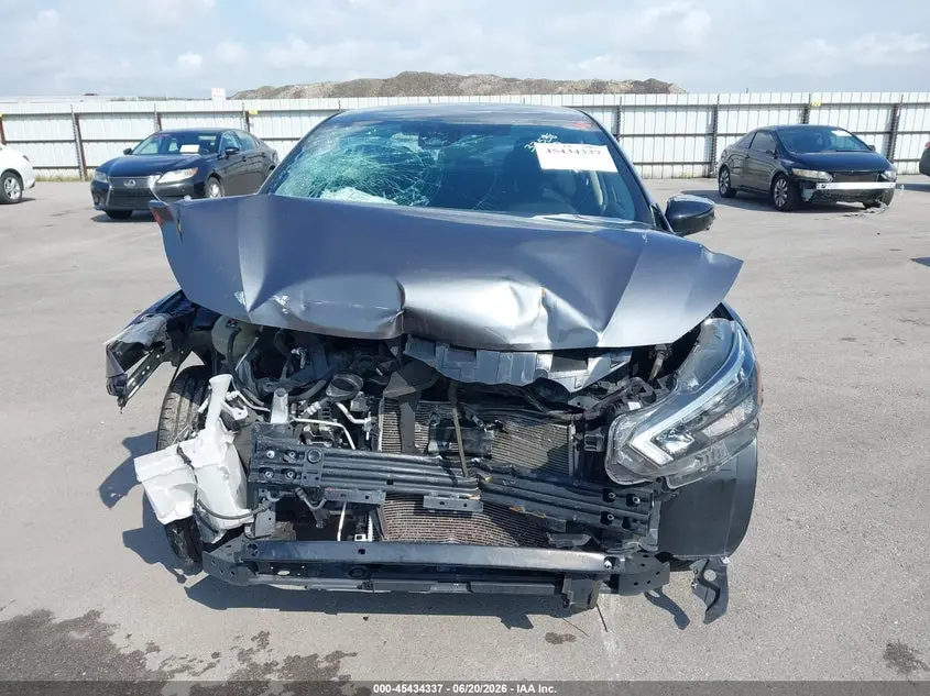 2024 NISSAN VERSA 1.6 SR