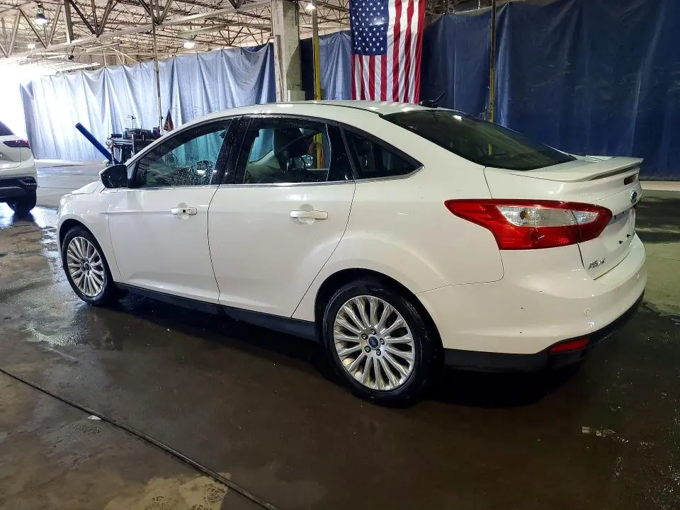 2012 FORD FOCUS TITANIUM  