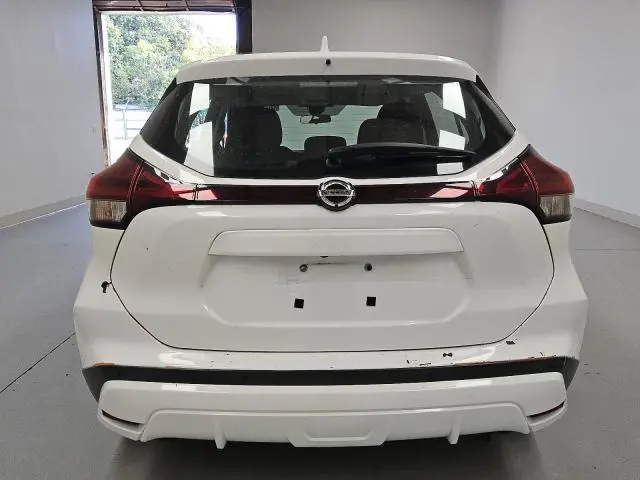 2021 NISSAN KICKS S