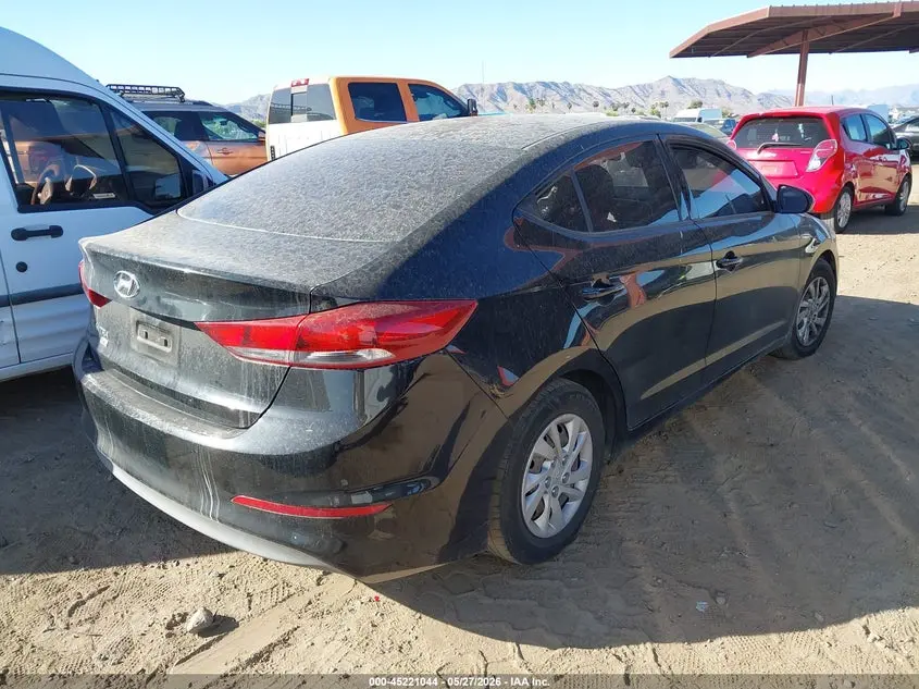 2018 HYUNDAI ELANTRA SE