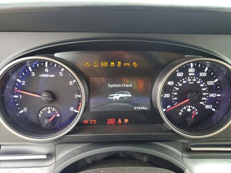 2024 KIA CARNIVAL LX  